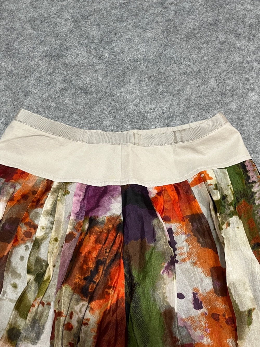 Edmé & Esyllte Women’s Abstract Silk Watercolor Midi Skirt - Picture 5 of 8